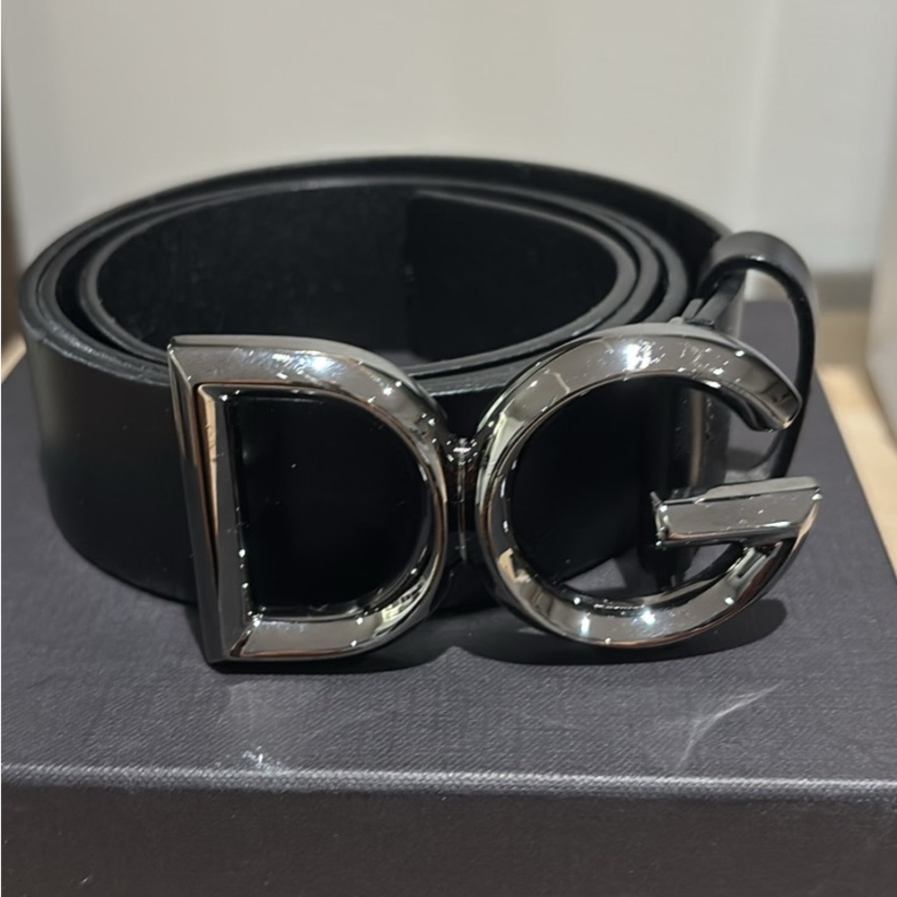 Dolce & Gabbana Black Belt with Silver Buckle